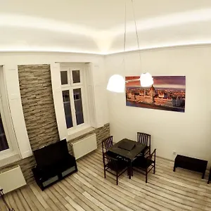  Appartamento Homelike Luxury Flat On Gyulai Pál Ungheria